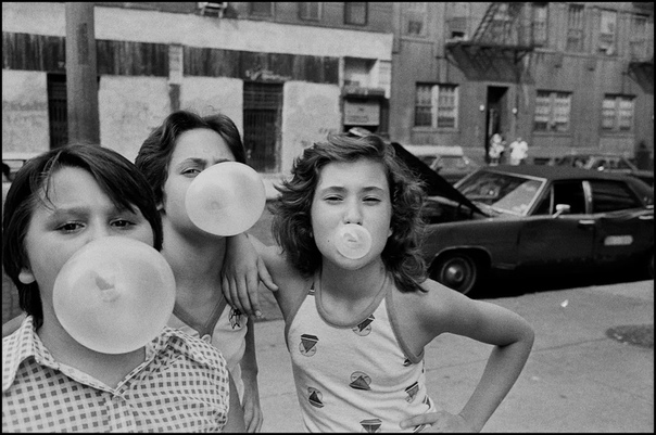 Девочки-подростки с Prings Street 1970-е гг.СШАНью-Йорк